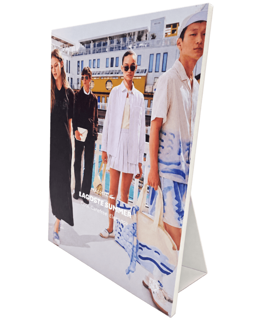 Lacoste table tent in art foam for a point of sale